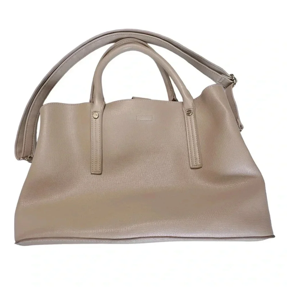 Christian Siriano neutral minimalist tan spacious tote‎ handbag w/shoulder strap